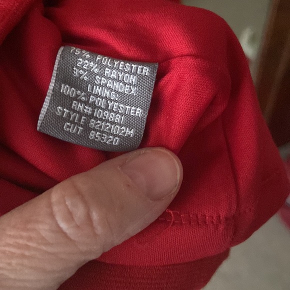 Donna Ricco Designer Red V-Neck Dress - size 6 - STUNNING! - Picture 6 of 6